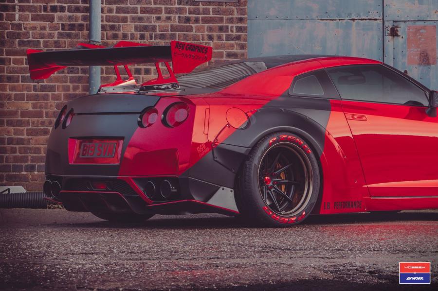 Детали экстерьера Nissan GT-R X Work on Vossen Wheels (VWS-1) 2016 года  (фото 23 из 46)
